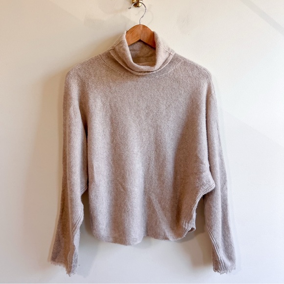 Vince Cashmere Blend Turtleneck Sweater - Picture 1 of 8